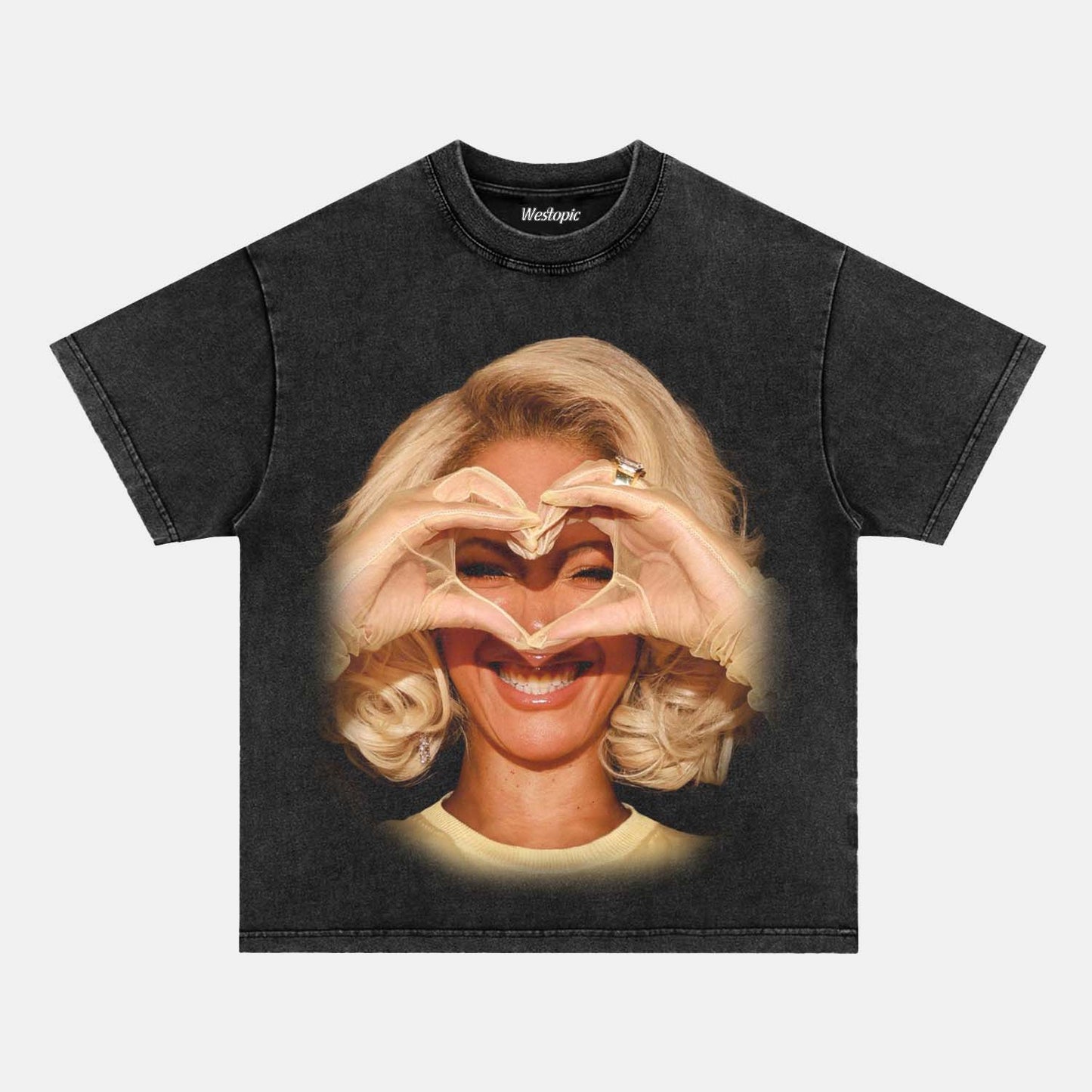 BEYONCÉ TEE V4