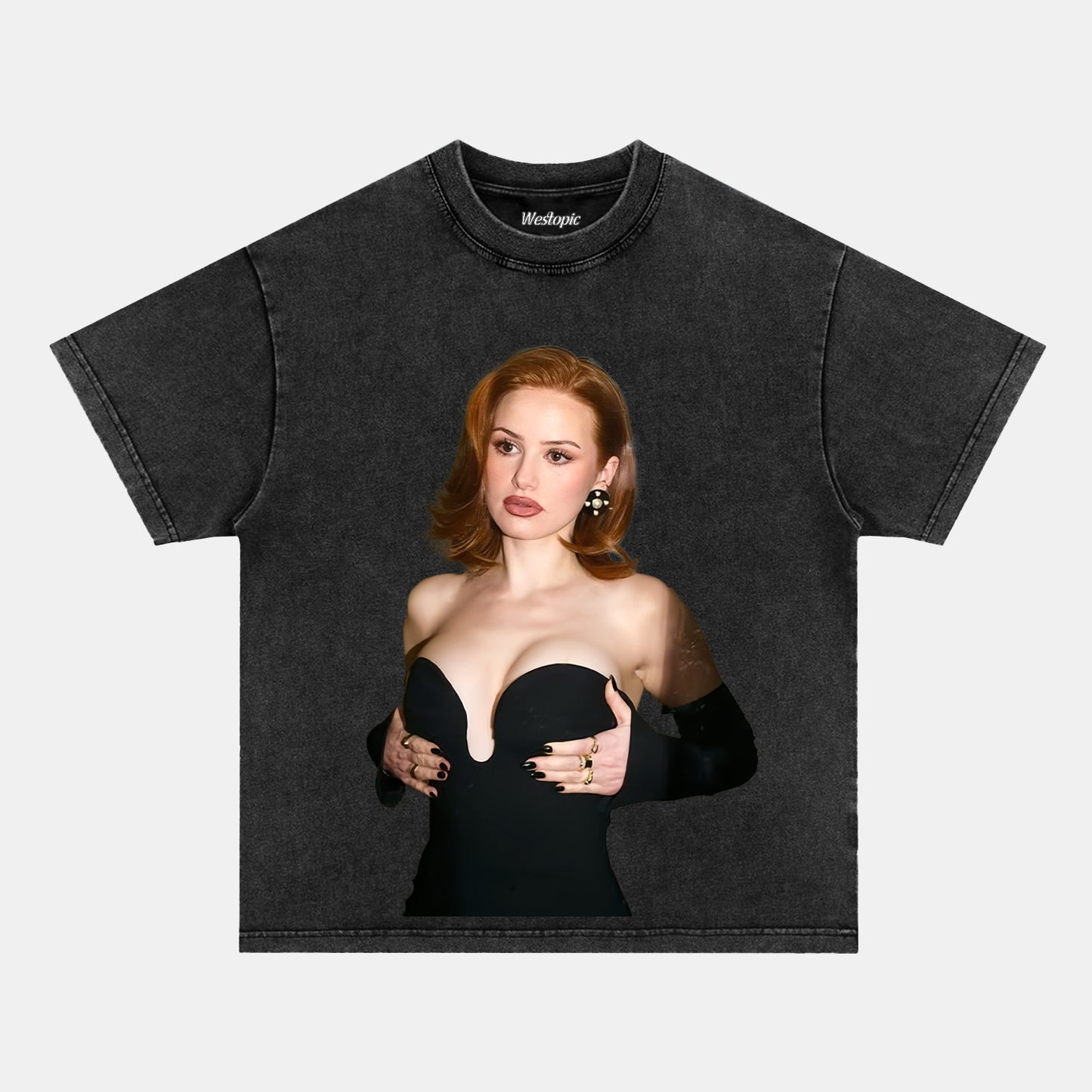 Madelaine Petsch TEE G3