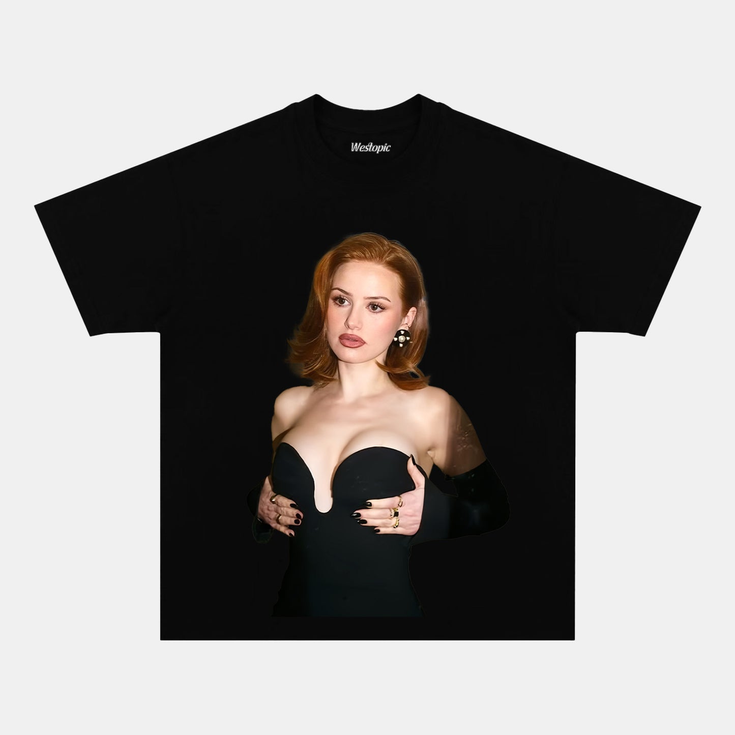 Madelaine Petsch TEE G3
