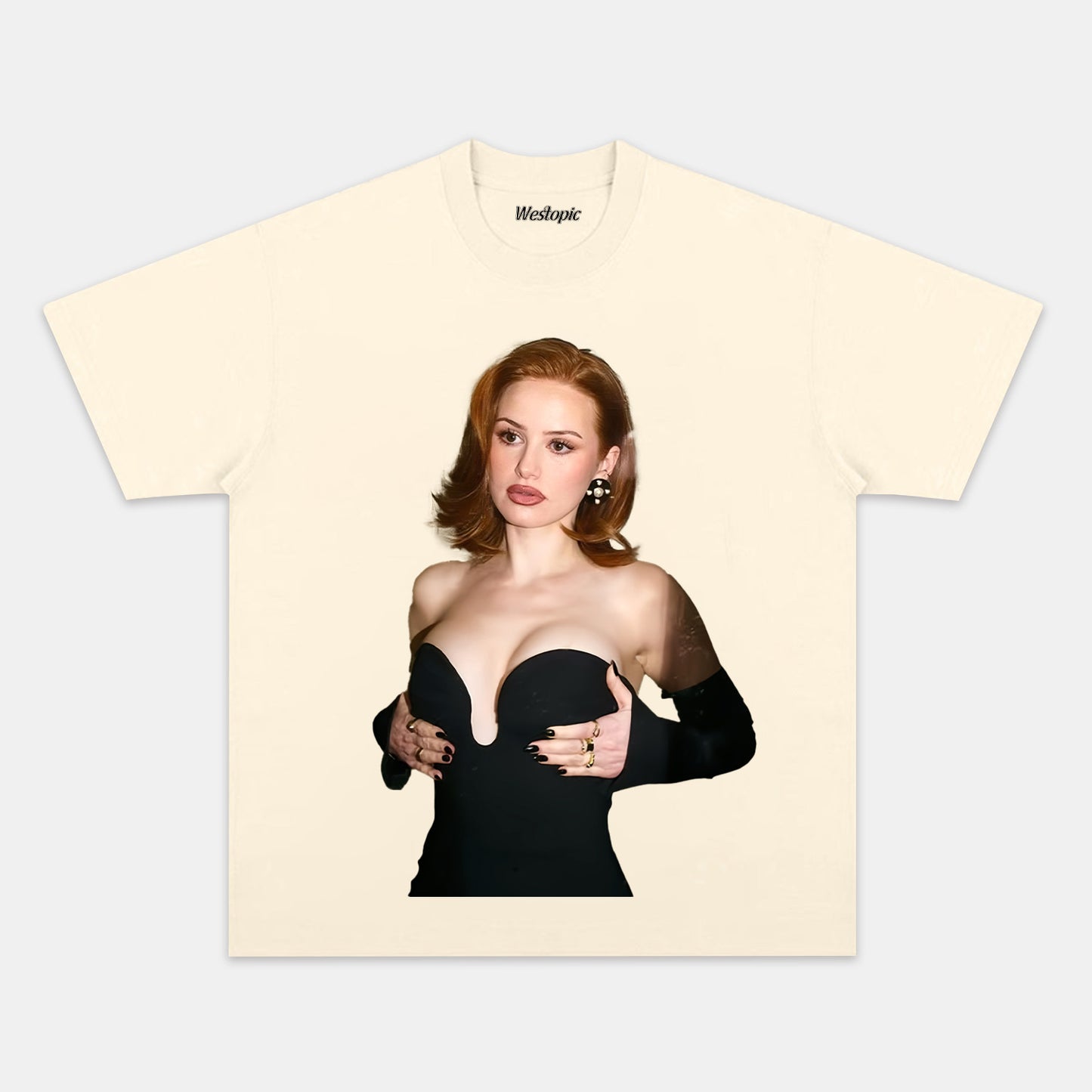 Madelaine Petsch TEE G3