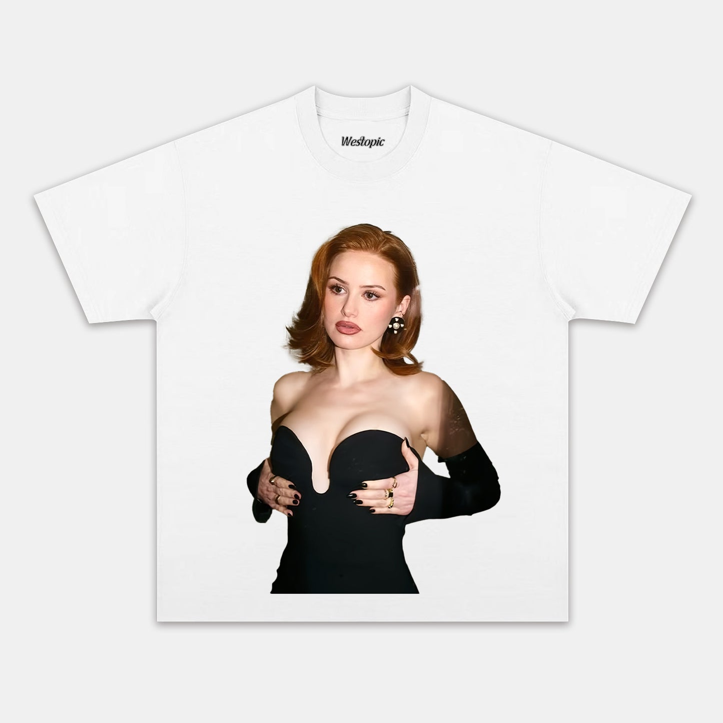 Madelaine Petsch TEE G3