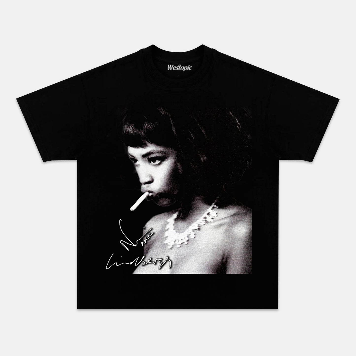 Naomi Campbell TEE.