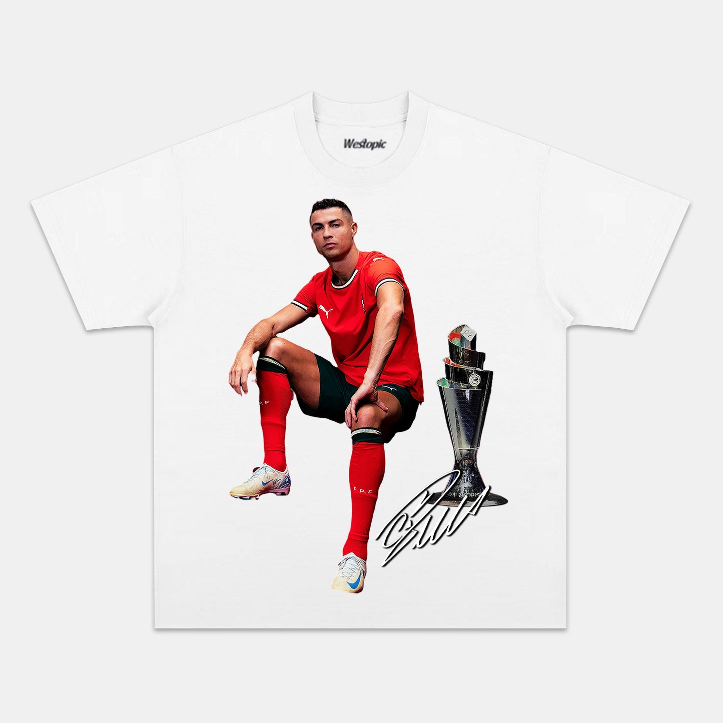PORTUGAL NATIONAL FOOTBALL TEAM TEE. 6.9 2