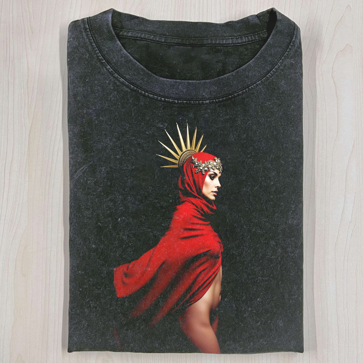 RETRO PRIESTESS T-SHIRT
