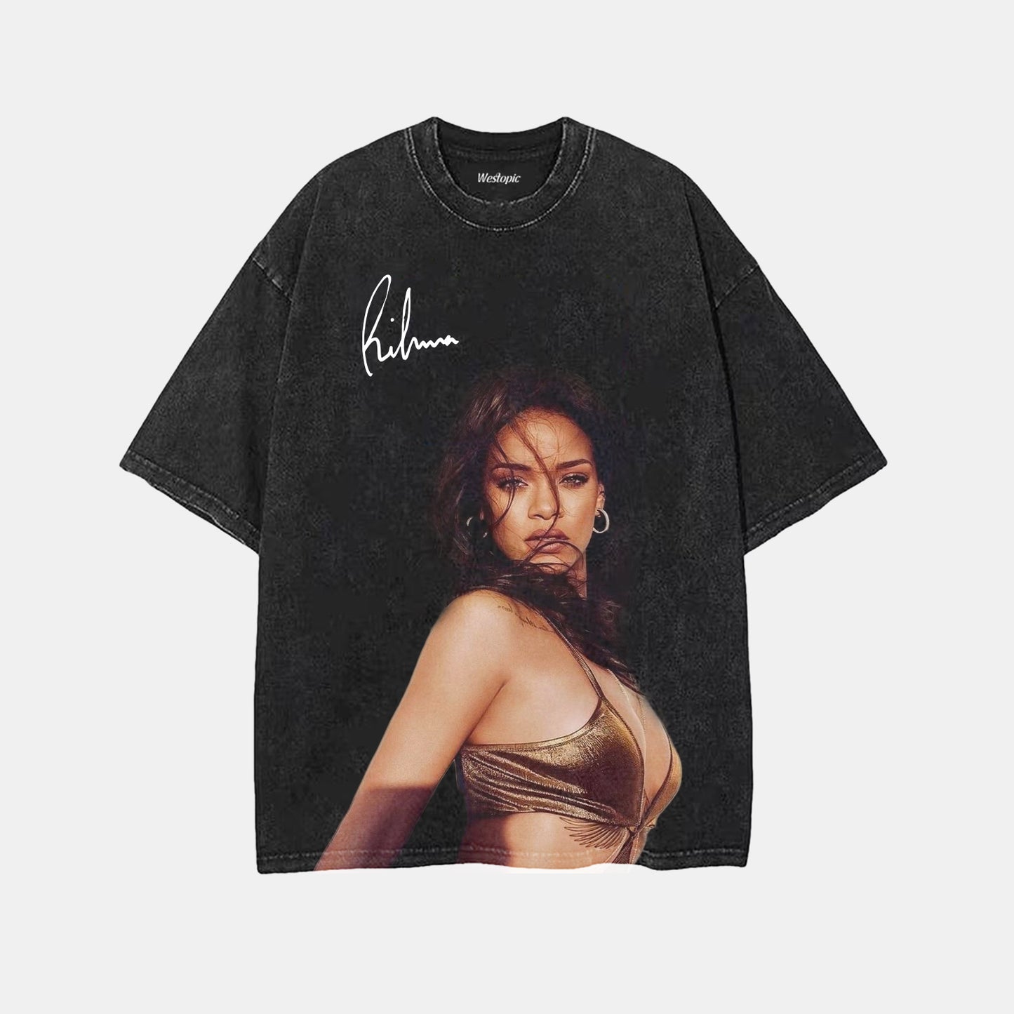 Rihanna TEE.