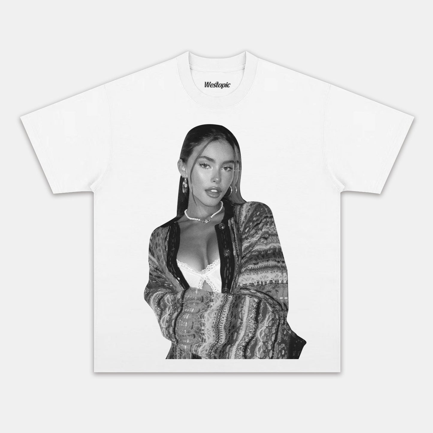 madison beer TEE GS1