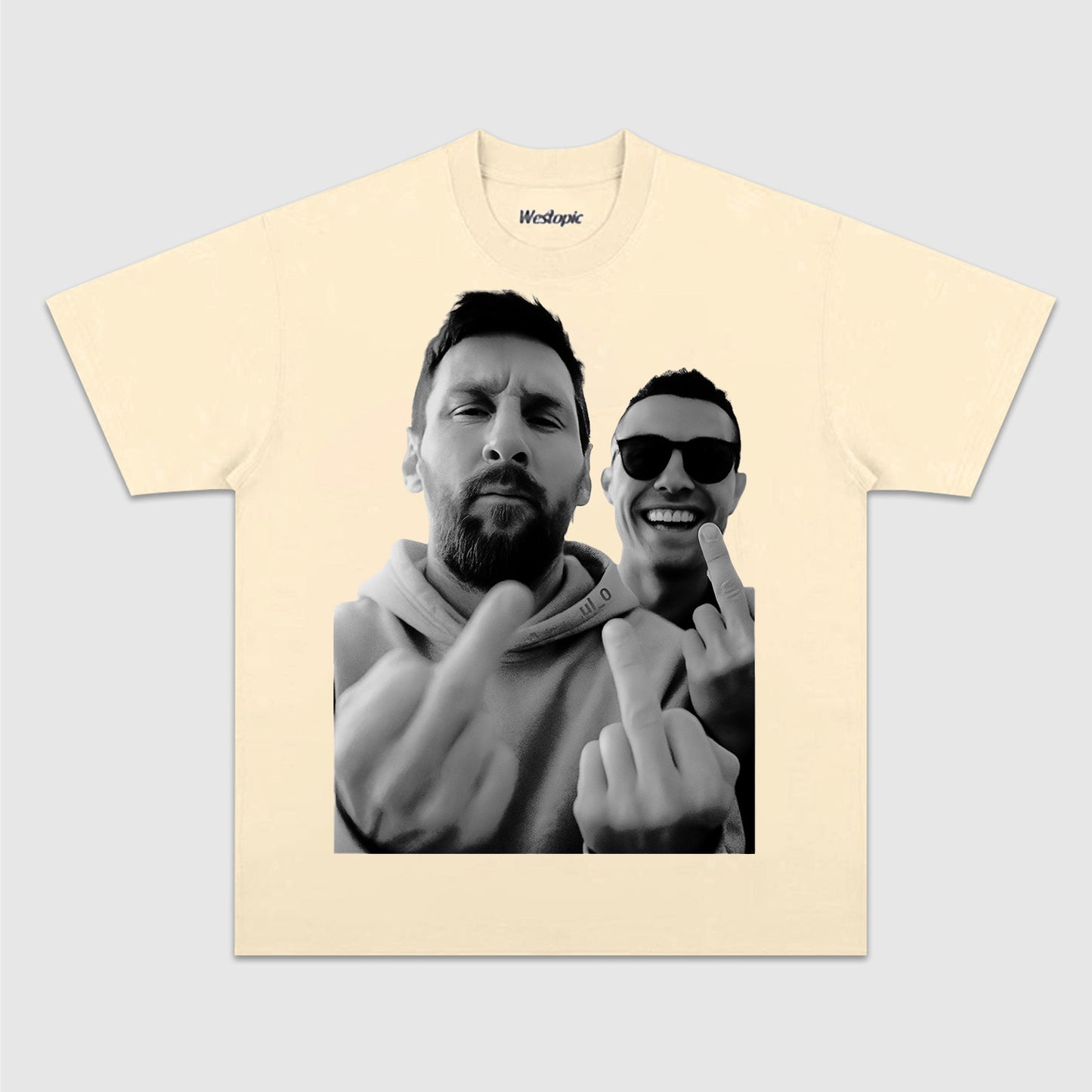LIONEL MESSI & CRISTIANO RONALDO TEE. 7.5 2