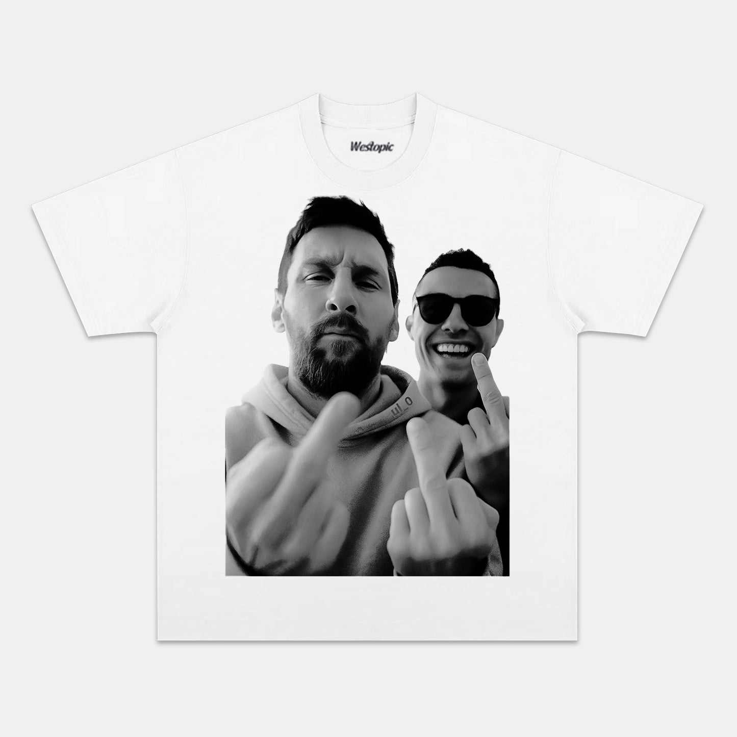LIONEL MESSI & CRISTIANO RONALDO TEE. 7.5 2