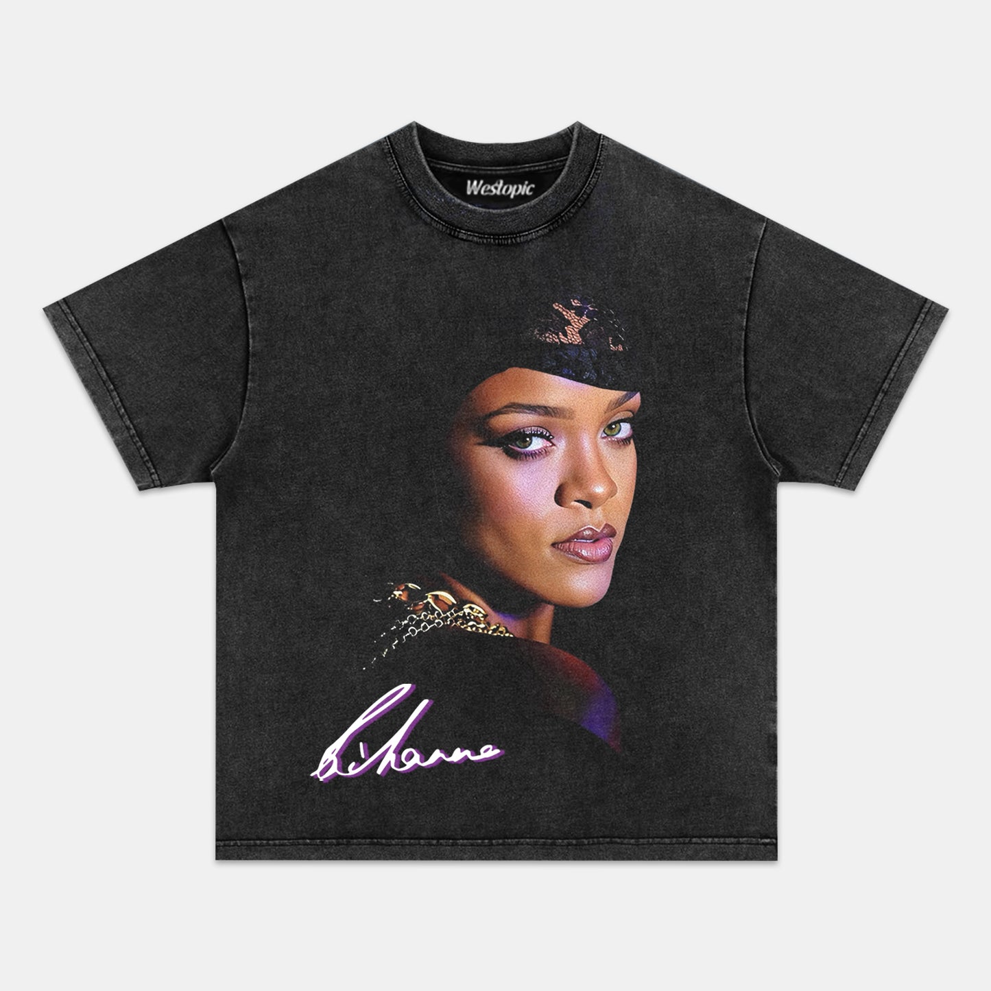 RIHANNA TEE. 6.26  1
