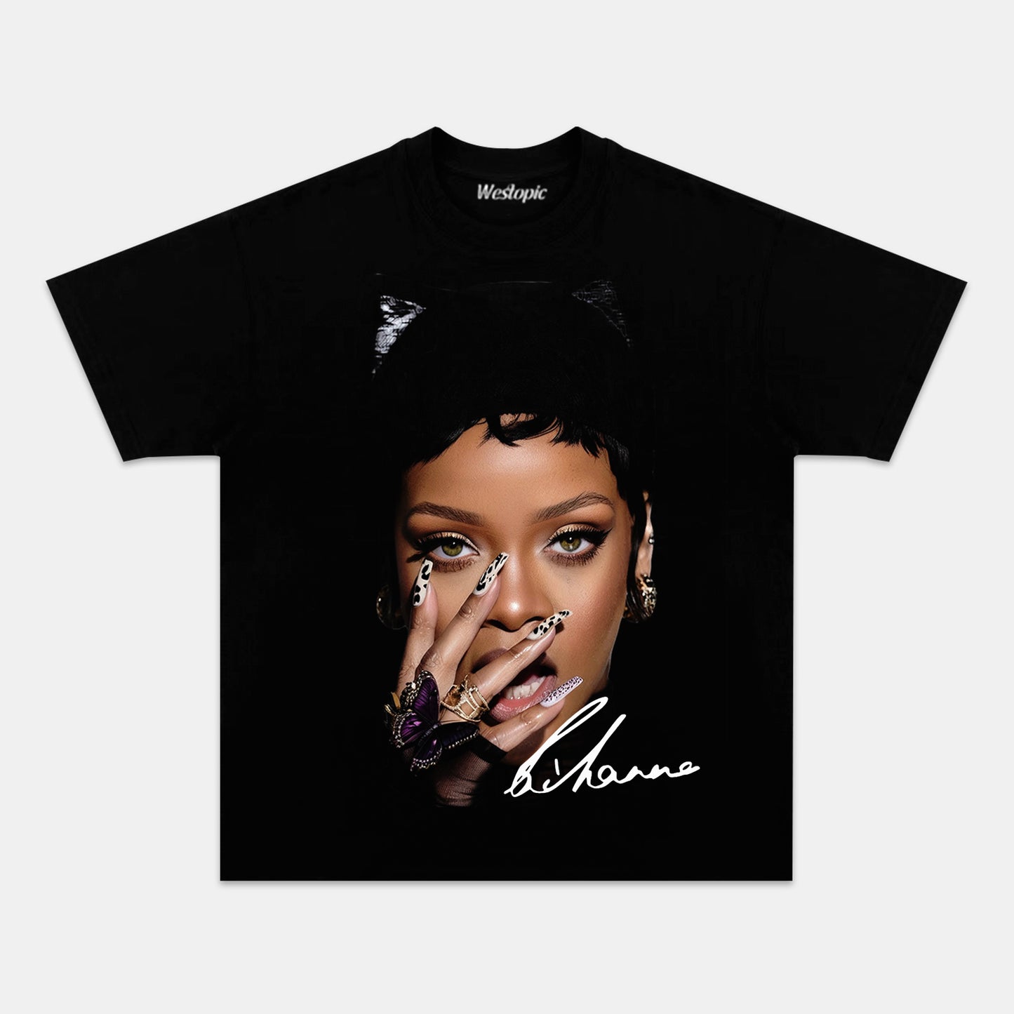 RIHANNA TEE. 6.26