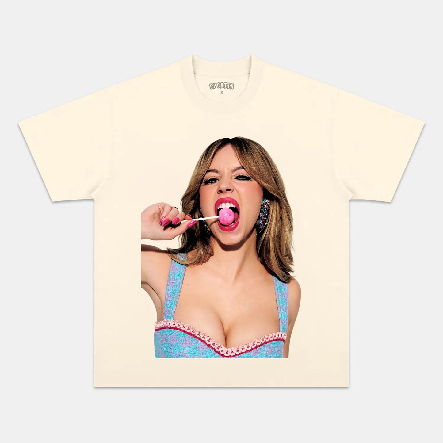 SYDNEY SWEENEY 11.26 TEE